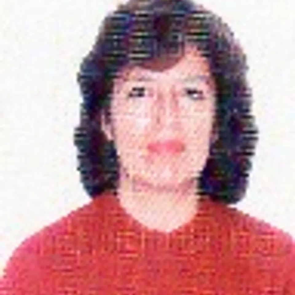 Lucia R.